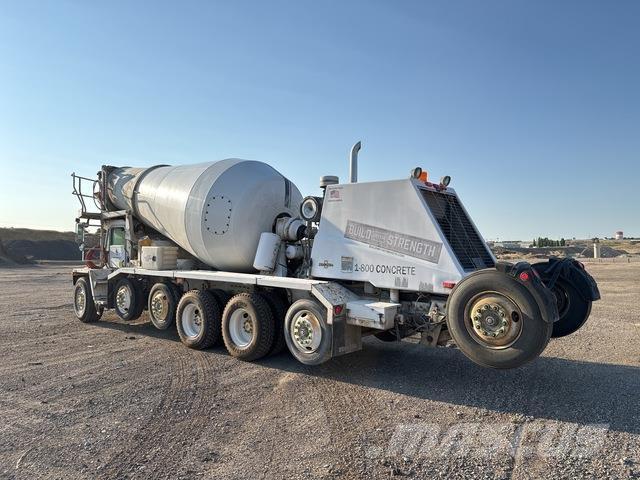 Oshkosh S-2146 Andre lastebiler