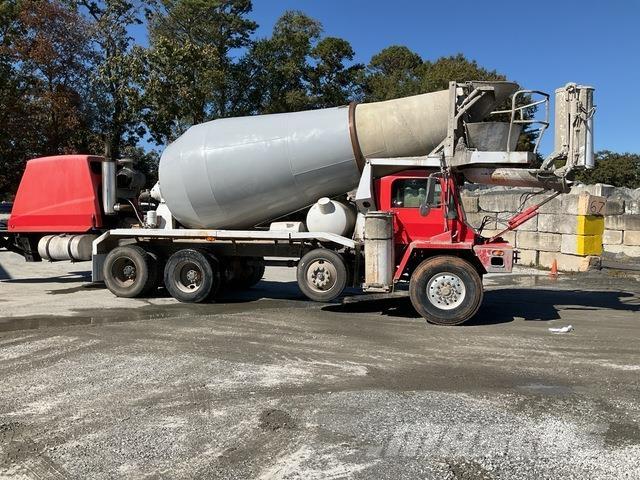 Oshkosh S-2146 Andre lastebiler