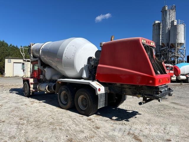 Oshkosh S-2346 Andre lastebiler