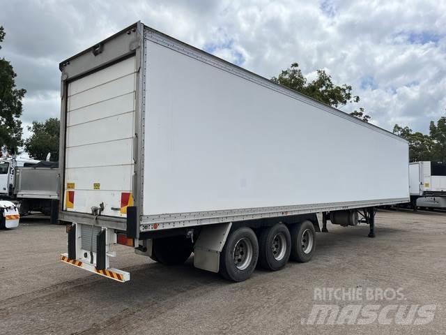 Peki  Frysetrailer Semi