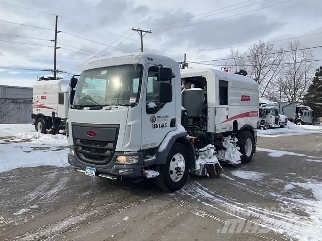 Peterbilt 220 Feiebiler