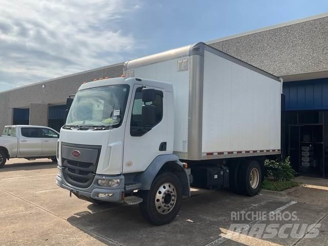 Peterbilt 220 Skapbiler