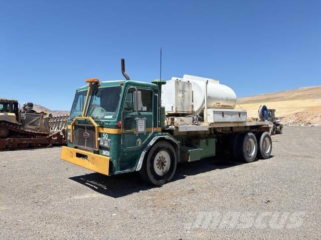 Peterbilt 320 Tankbiler