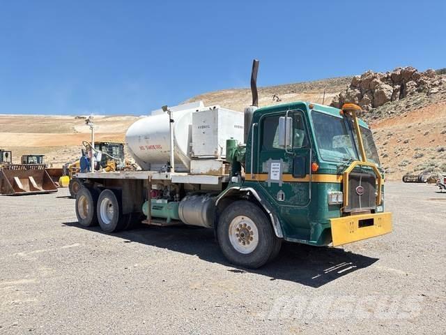 Peterbilt 320 Tankbiler