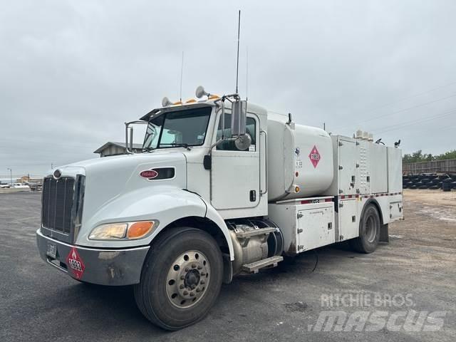 Peterbilt 337 Tankbiler