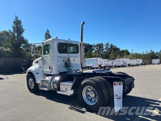 Peterbilt 337 Trekkvogner