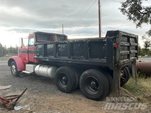 Peterbilt 358M Tippbil