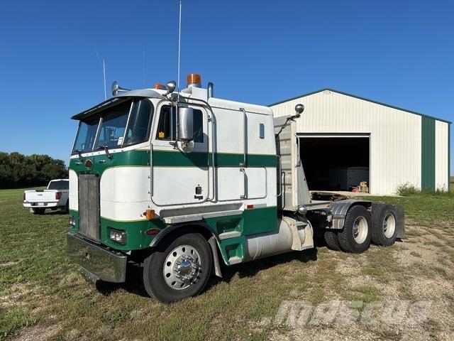Peterbilt 362 Førerhus og Interiør