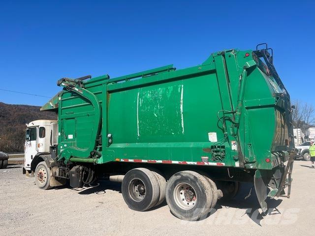 Peterbilt 520 Renovasjonsbil