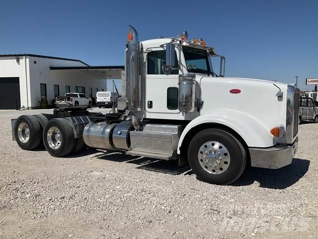 Peterbilt 567 Trekkvogner