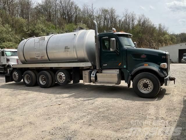 Peterbilt 567 Slamsugere