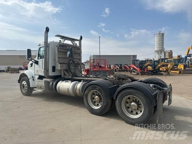 Peterbilt 567 Trekkvogner