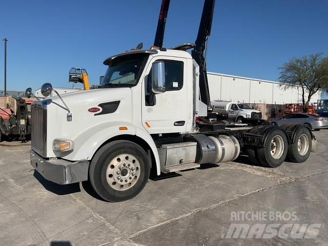 Peterbilt 567 Trekkvogner