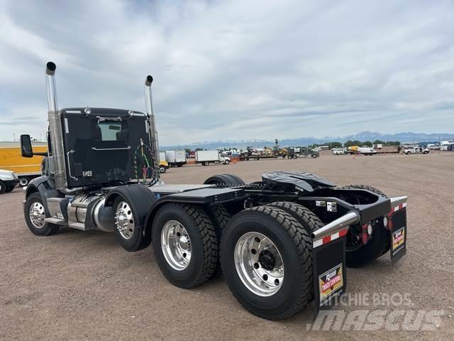 Peterbilt 567 Trekkvogner