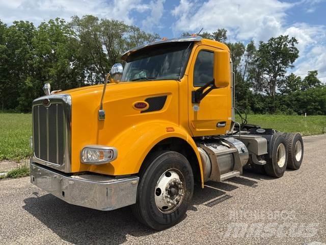 Peterbilt 567 Trekkvogner