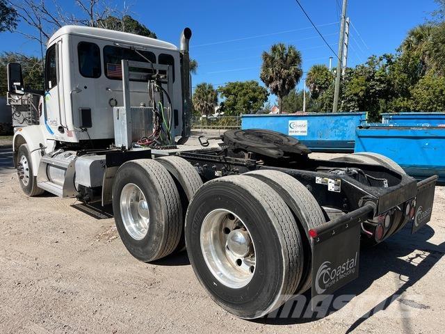 Peterbilt 567 Trekkvogner
