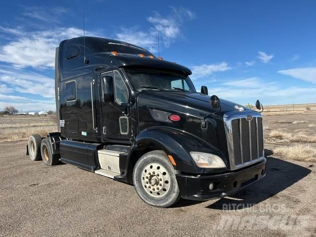 Peterbilt 587 Trekkvogner