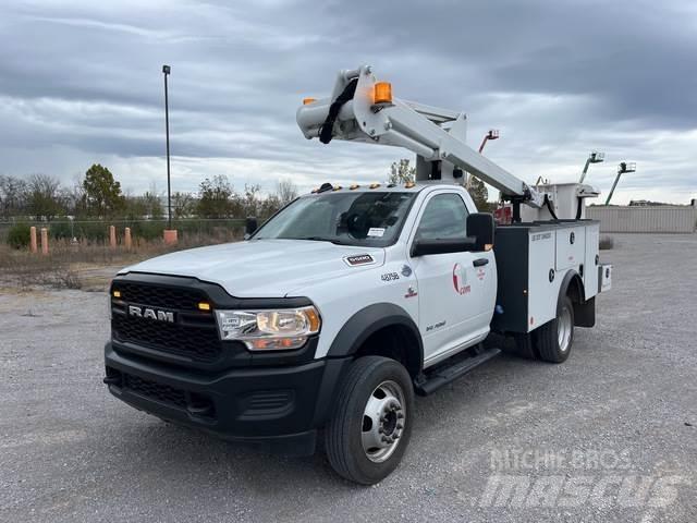 RAM 5500 Bilmontert lift