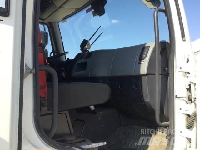 Renault D250 Borrigg lastebilmontert