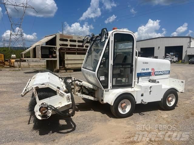 Roadtec FB-85 Innendørs feiemaskiner