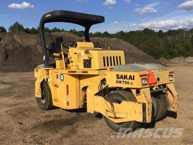 Sakai GW750-2 Gummihjulsvalser