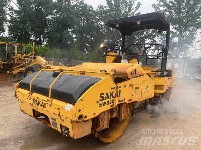 Sakai SW880 Tandem Valser