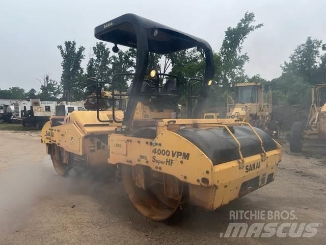 Sakai SW880 Tandem Valser