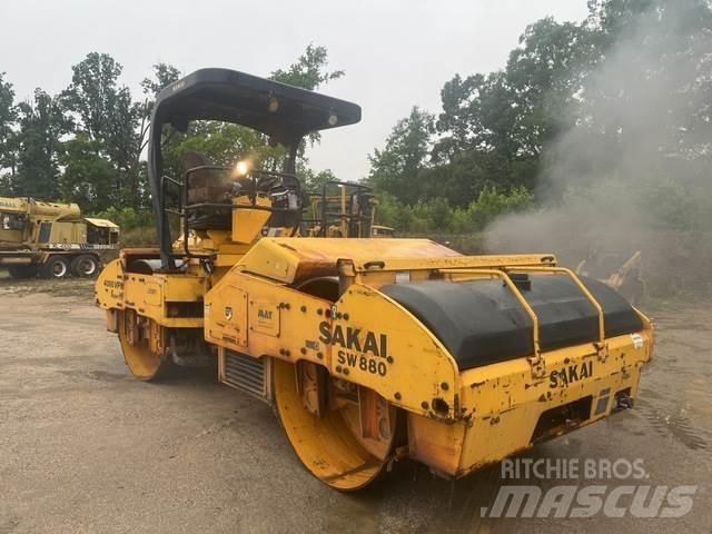 Sakai SW880 Tandem Valser