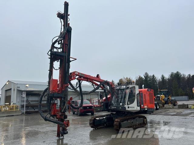 Sandvik DX800 Borerigger