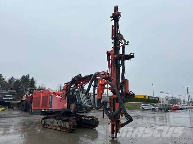 Sandvik DX800 Borerigger