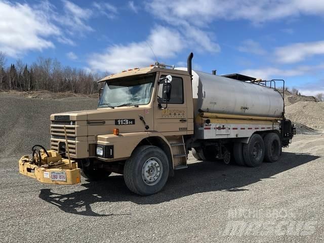 Scania 113H Betongbiler