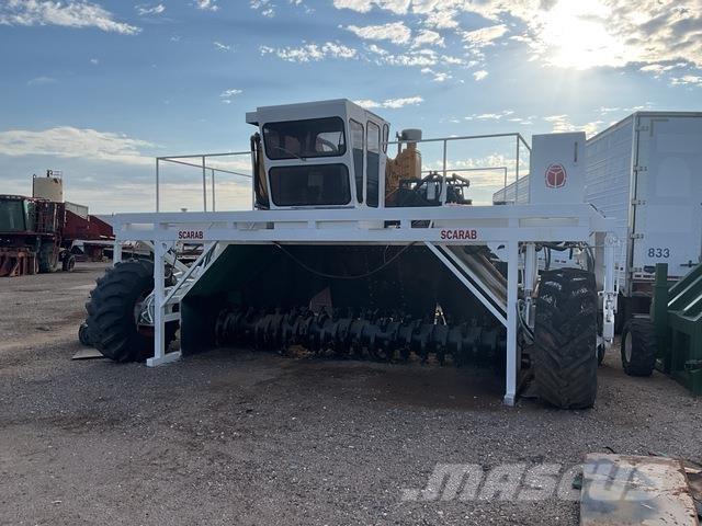 Scarab 16HYD Kompostblandere