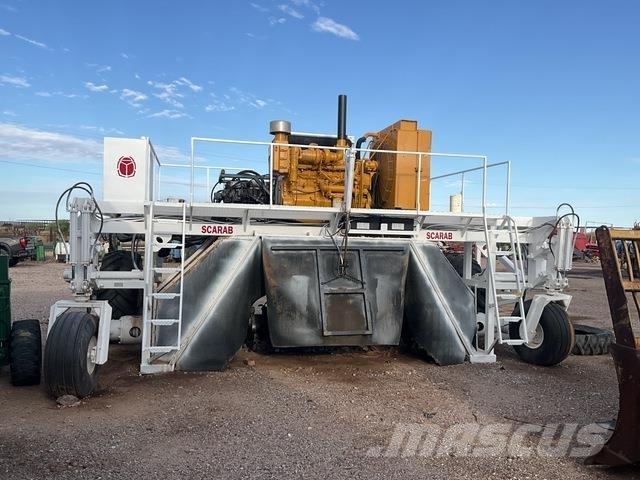 Scarab 16HYD Kompostblandere