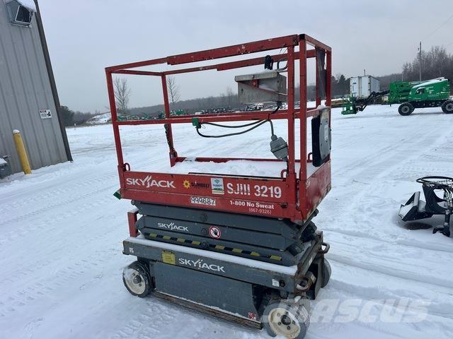 SkyJack 3219 Sakselifter