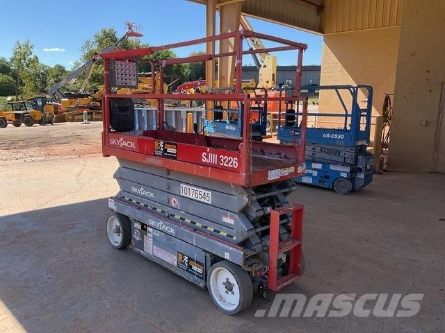 SkyJack 3226 Sakselifter