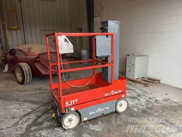 SkyJack SJ12 Personløftere