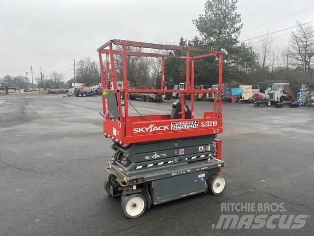 SkyJack SJ3219 Sakselifter