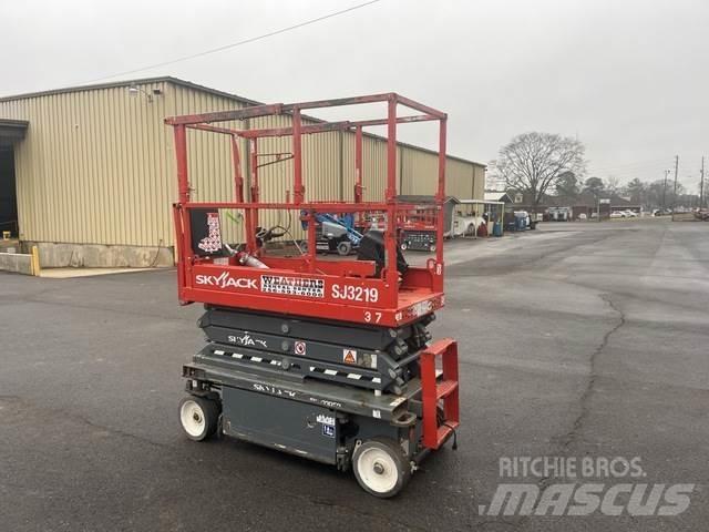 SkyJack SJ3219 Sakselifter