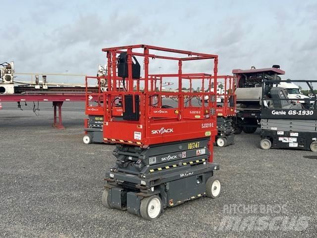 SkyJack SJ3219 Sakselifter