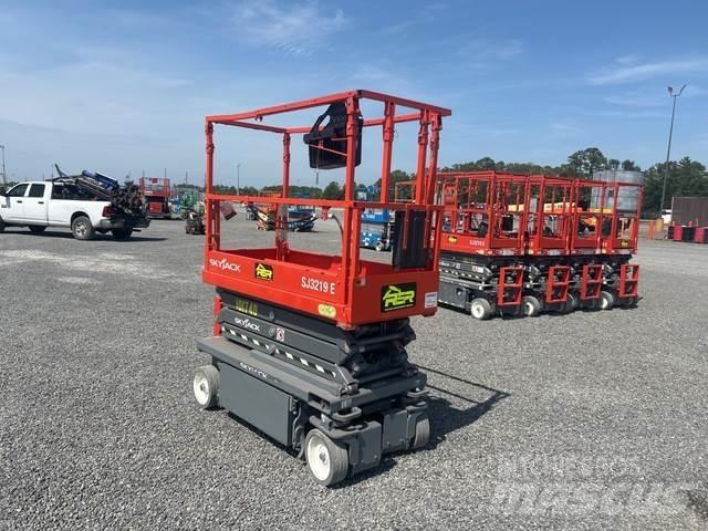 SkyJack SJ3219 Sakselifter