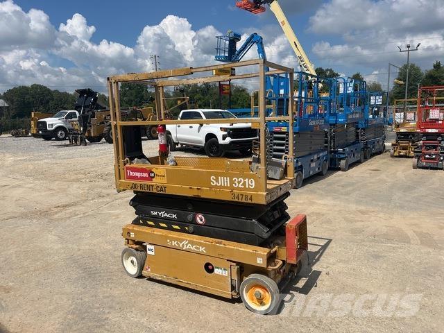 SkyJack SJ3219 Sakselifter