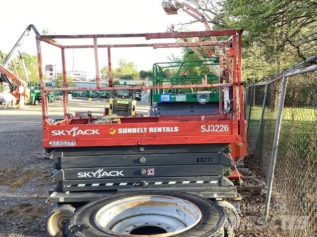 SkyJack SJ3226 Sakselifter