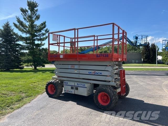SkyJack SJ7135 Anlegg - Annet