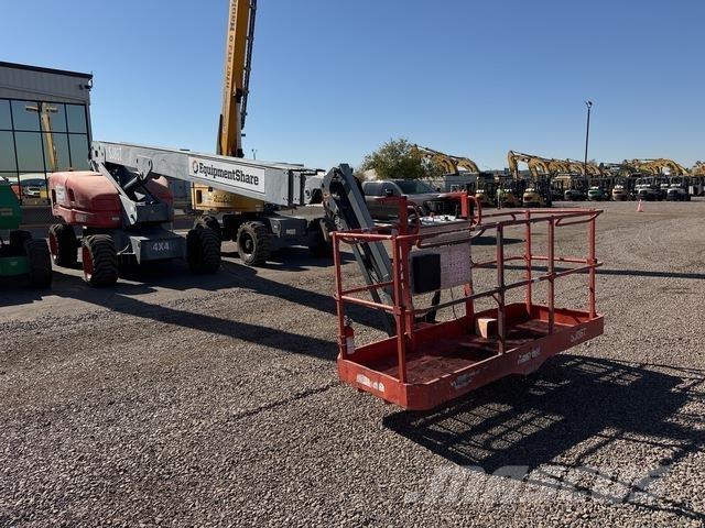SkyJack SJ86T Teleskop bomlifter