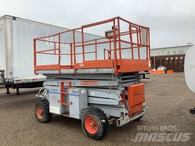 SkyJack SJ8841 Sakselifter