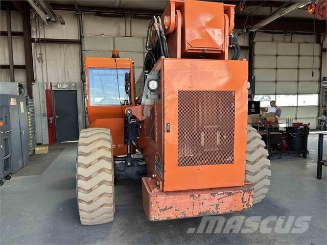 SkyTrak 10054 Teleskoplastere