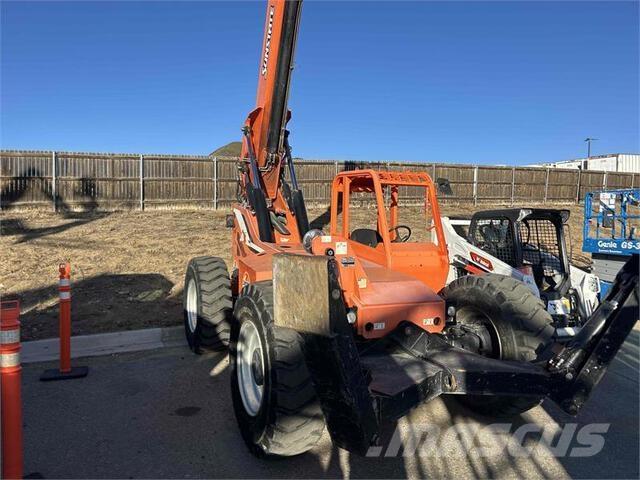 SkyTrak 10054 Teleskoplastere