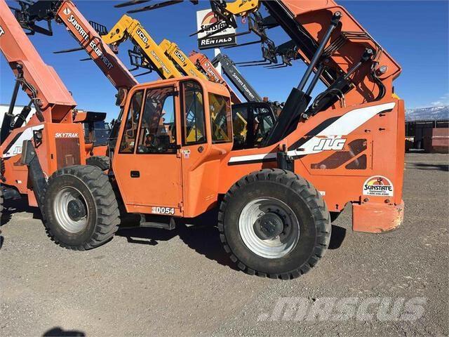 SkyTrak 10054 Teleskoplastere