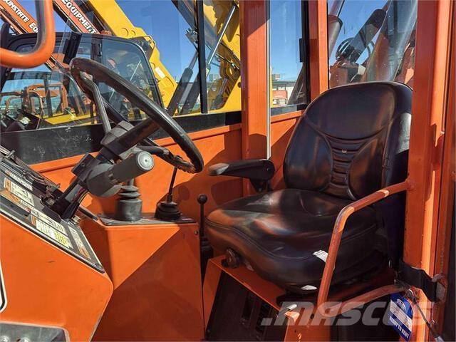 SkyTrak 10054 Teleskoplastere