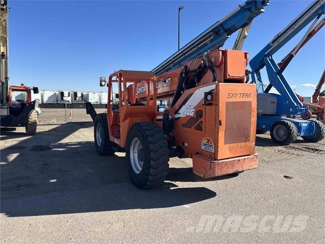 SkyTrak 10054 Teleskoplastere